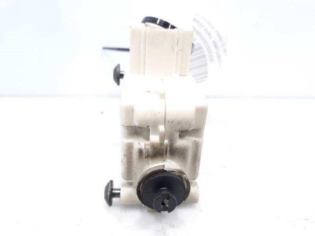 A2038201997 MERCEDES Cerradura de la tapa del depósito de combustible  comprar en Jaén