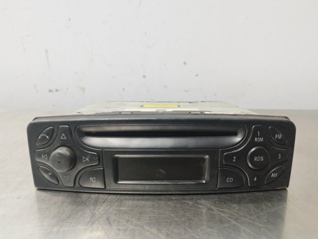 Radio (radio AM/FM) A2038202286 Mercedes