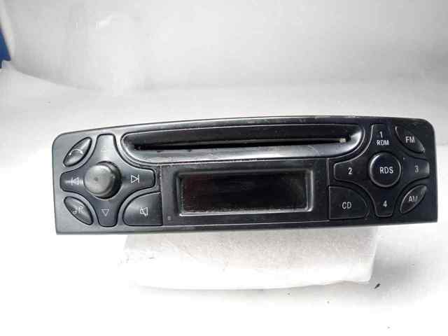 Radio (radio AM/FM) A2038202286 Mercedes