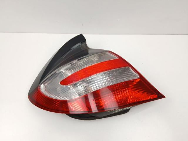 Piloto trasero izquierdo A2038202564 MERCEDES
