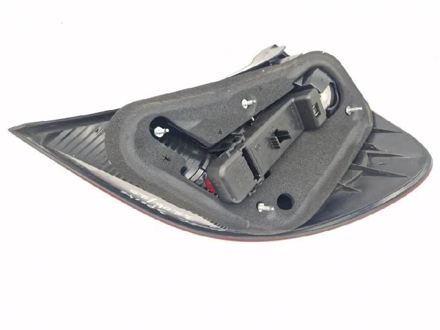 MERCEDES A2038202564 Piloto trasero izquierdo  disponible Lugo