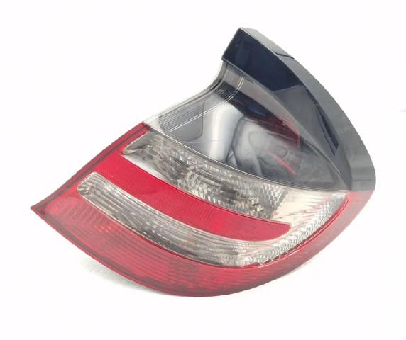 MERCEDES A2038202664 Piloto trasero derecho  comprar en Murcia