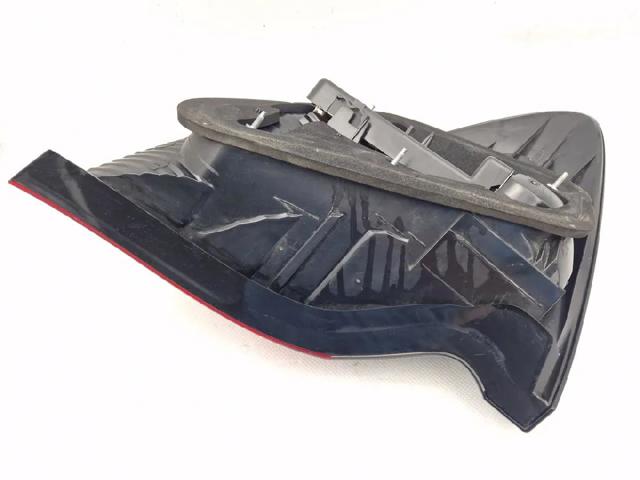 A2038202664 Piloto trasero derecho  en stock Sabadell