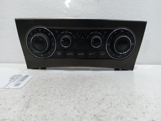A2038301785 MERCEDES Unidad de control aire acondicionado  en stock Gandía