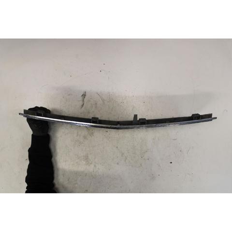 A20388001237D11 MERCEDES Parrilla  en stock Gandía