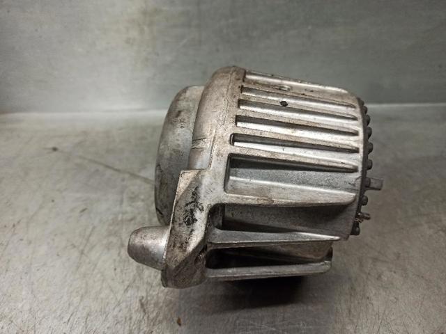 A2042400317 MERCEDES Soporte de motor derecho  en stock Córdoba