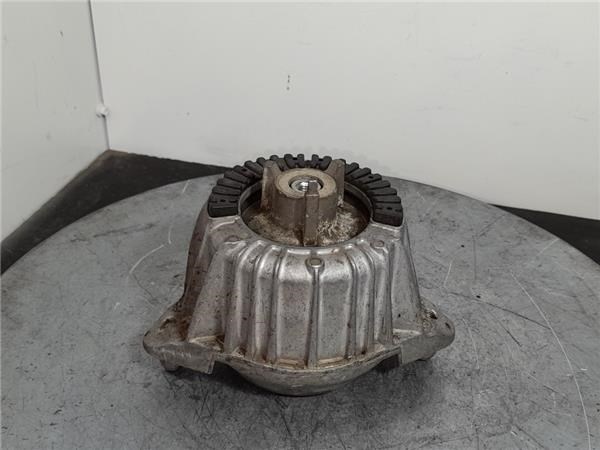 Cojín del motor A2042405817 MERCEDES