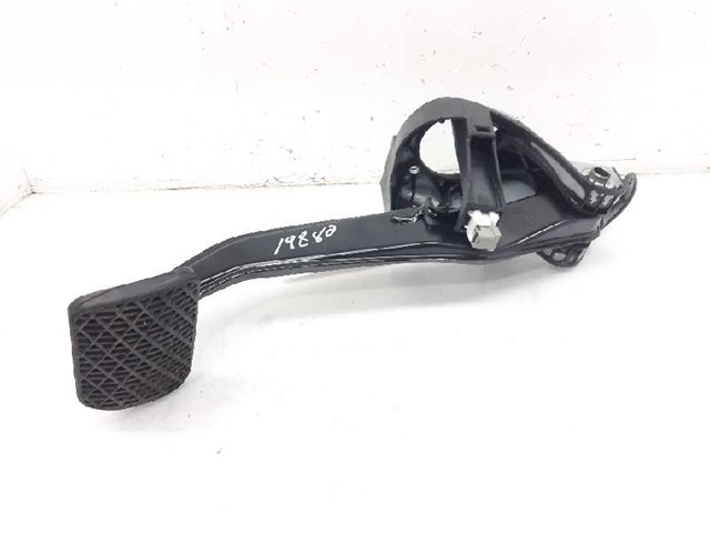A2042902001 MERCEDES Pedal de freno  en stock Gandía
