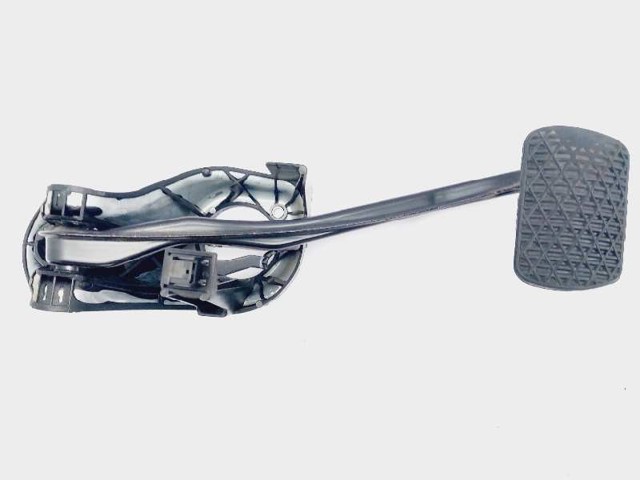 A2042902001 Pedal de freno  comprar en Pontevedra