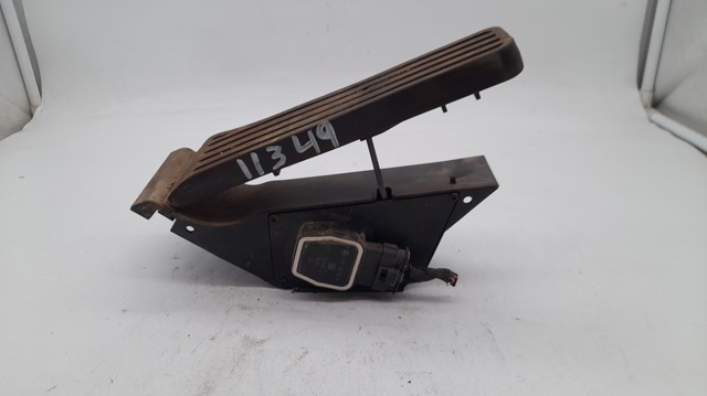 A2043000004 Pedal del acelerador  disponible Málaga