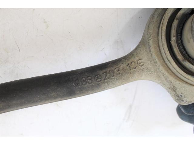 A2043304411 Brazo superior derecho de la suspensión delantera  comprar en Pontevedra