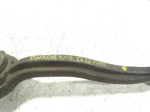 A2043306811 MERCEDES Brazo inferior derecho de la suspensión delantera  comprar en Jaén