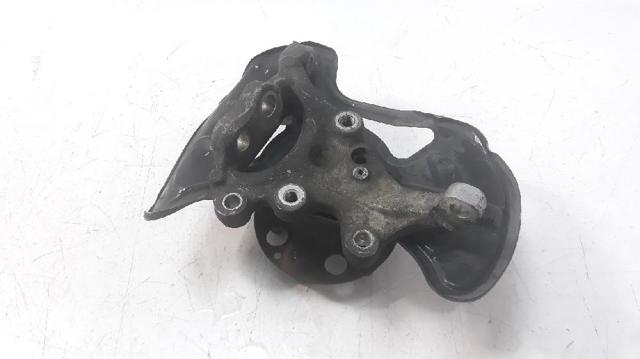 MERCEDES A2043320201 Mangueta delantera derecha  en stock Valencia