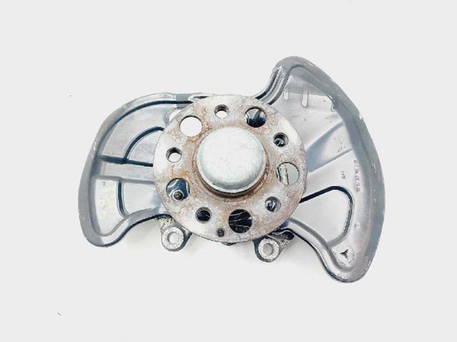MERCEDES A2043320201 Mangueta delantera derecha  en stock Terrassa