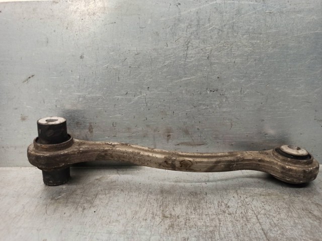MERCEDES A2043500553 Brazo transversal izquierdo de suspensión trasera  en stock Salamanca