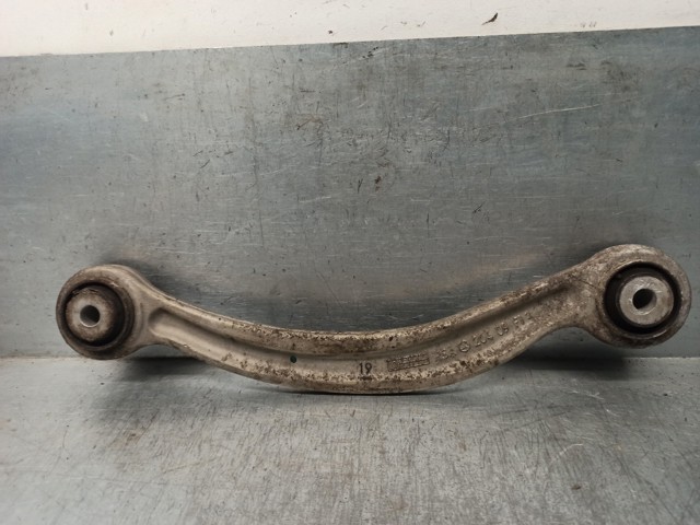 A2043502106 MERCEDES Brazo superior izquierdo de la suspensión trasera comprar Bilbao
