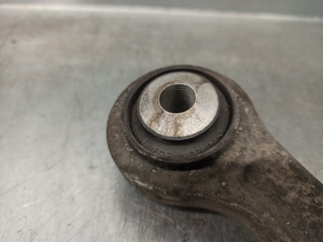 A2043502106 MERCEDES Brazo superior izquierdo de la suspensión trasera comprar Alcalá