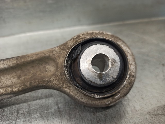 MERCEDES A2043502106 Brazo superior izquierdo de la suspensión trasera  disponible Valladolid