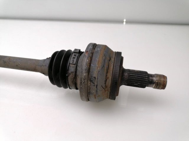 A2043502110 MERCEDES Semieje  en stock Gandía