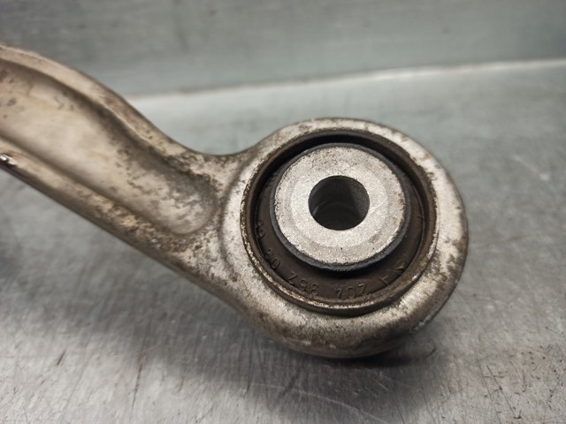 MERCEDES A2043502206 Brazo superior derecho de la suspensión trasera  comprar en Albacete