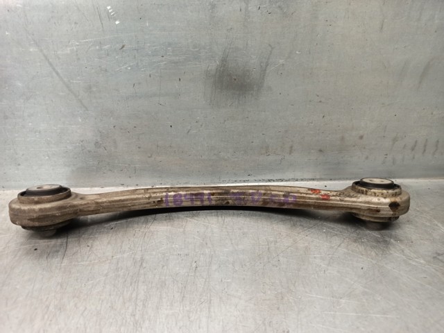 A2043502206 Brazo superior derecho de la suspensión trasera  disponible Málaga
