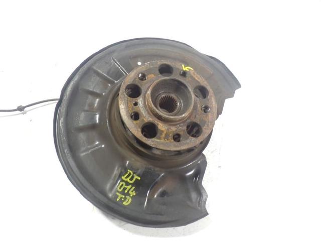 A2043503208 MERCEDES Mangueta trasera derecha  en stock Córdoba