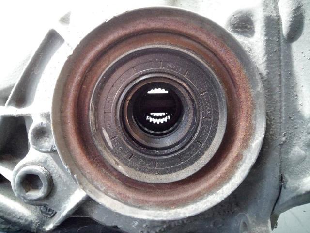 A2043510408 MERCEDES Tapa del diferencial trasero  en stock Huelva