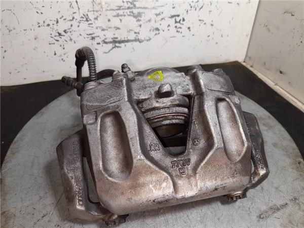 Pinza de freno delantera derecha A2044211281 Mercedes