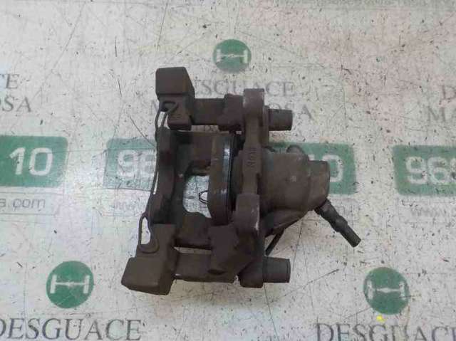 Pinza de freno trasera derecha A2044231281 MERCEDES