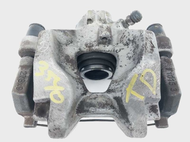 A2044231681 MERCEDES Pinza de freno trasera derecha  en stock Huelva
