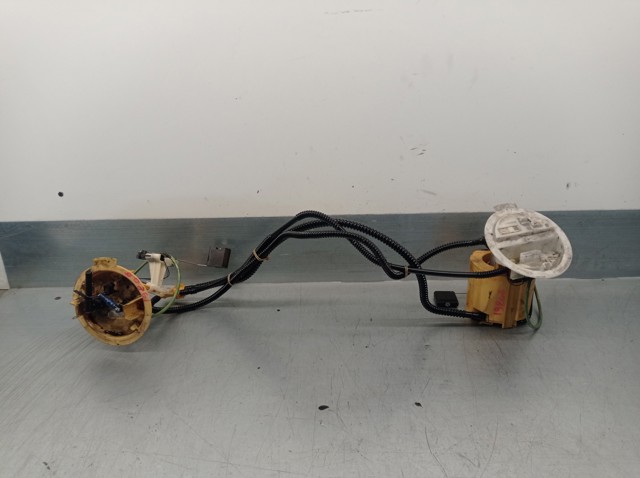 A2044700294 MERCEDES Módulo de bomba de combustible con sensor de nivel de combustible  comprar en Oviedo