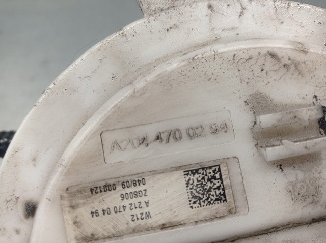 A2044700294 MERCEDES Bomba de gasolina comprar Madrid