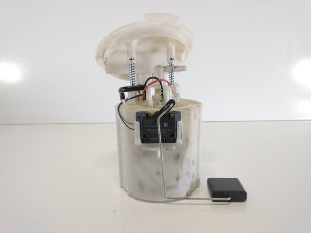 MERCEDES A2044700294 Bomba de gasolina  en stock Valencia