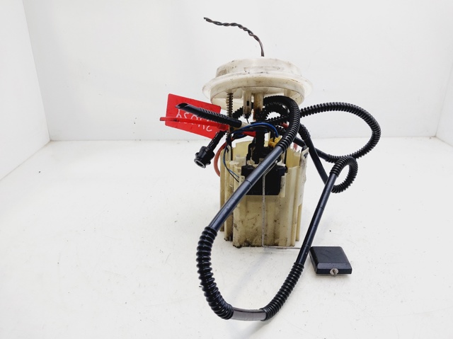 A2044702294 MERCEDES Bomba de gasolina  en stock Huelva