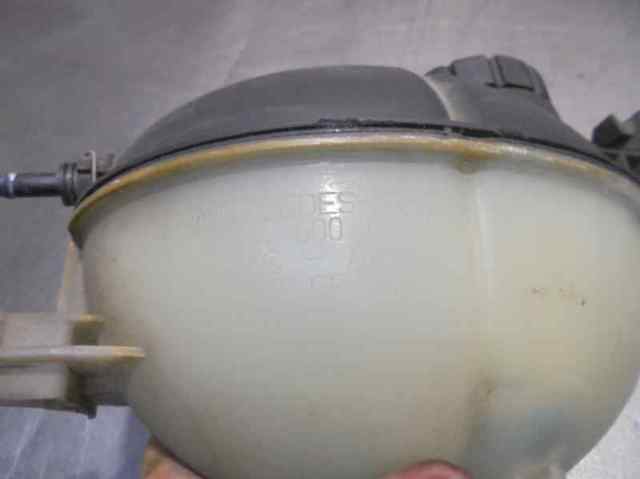 MERCEDES A2045000049 Vaso de expansión  en stock Valencia