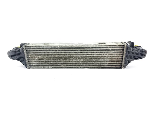 MERCEDES A2045000200 Intercooler  en stock Terrassa