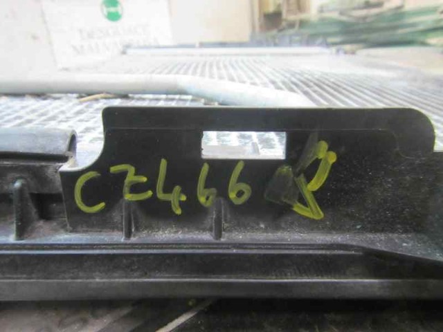 MERCEDES A2045000254 Condensador aire acondicionado  en stock Valencia