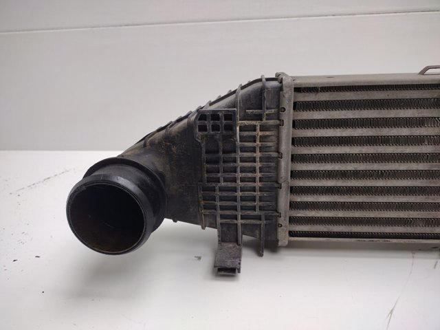MERCEDES A2045000300 Intercooler  en stock Salamanca