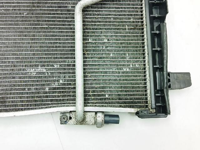 MERCEDES A2045000654 Condensador de aire acondicionado  comprar en Albacete