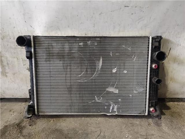 A2045002203 Radiador de refrigeración del motor  comprar en Zaragoza