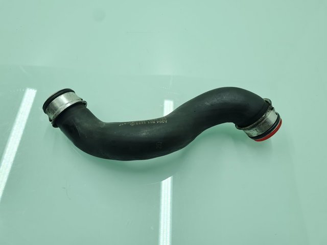A2045011682 Manguera inferior del radiador comprar Girona