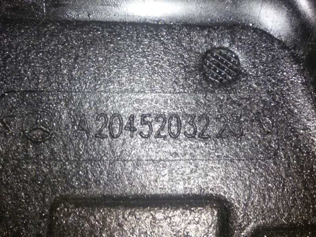 Protección motor /empotramiento Mercedes C W204