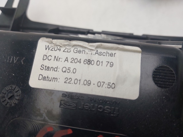 MERCEDES A2046800179 Cenicero de la consola central  disponible Lugo