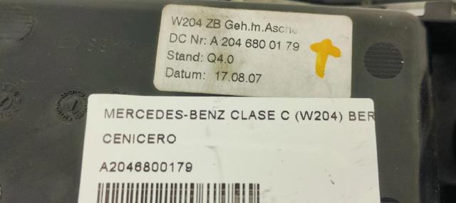 MERCEDES A2046800179 Cenicero de la consola central  en stock Salamanca
