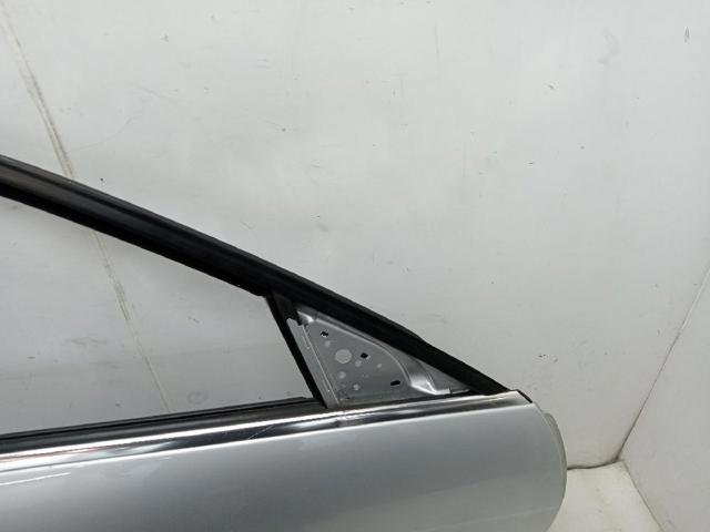 MERCEDES A2047200205 Puerta delantera derecha  disponible España