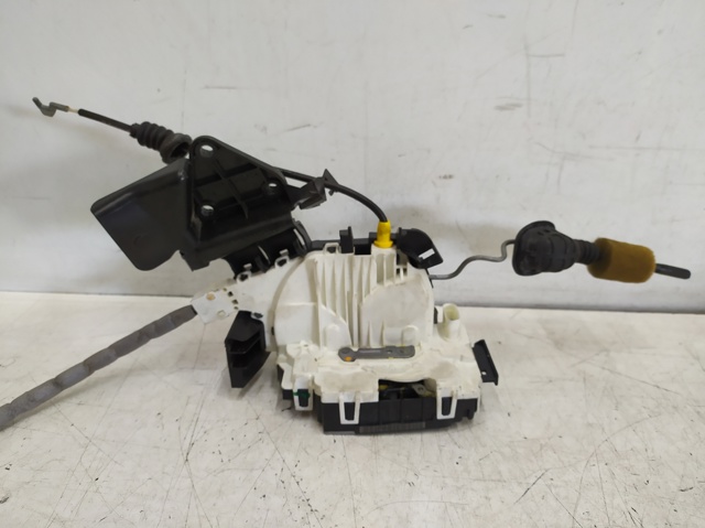A2047200335 MERCEDES Cerradura de puerta delantera izquierda  comprar en Lleida