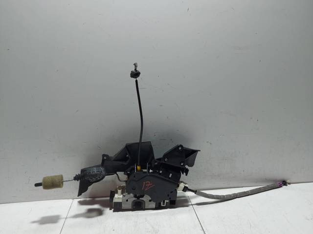 A2047200335 MERCEDES Cerradura de puerta delantera izquierda  comprar en Jaén