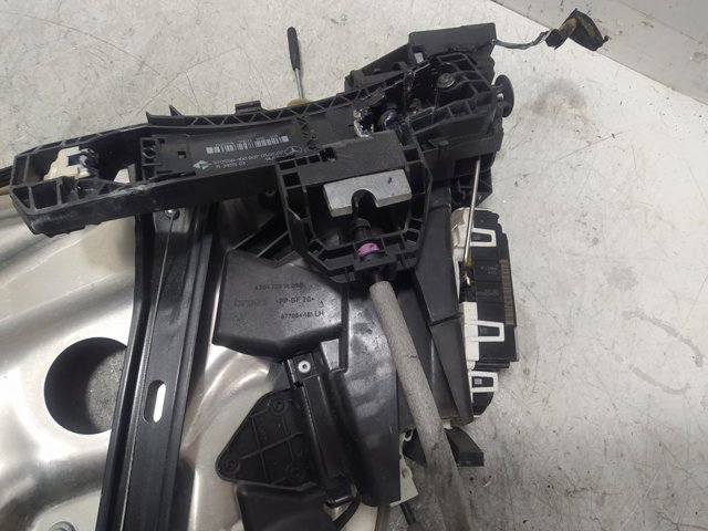 A2047200335 MERCEDES Cerradura de puerta delantera izquierda  comprar en Jaén