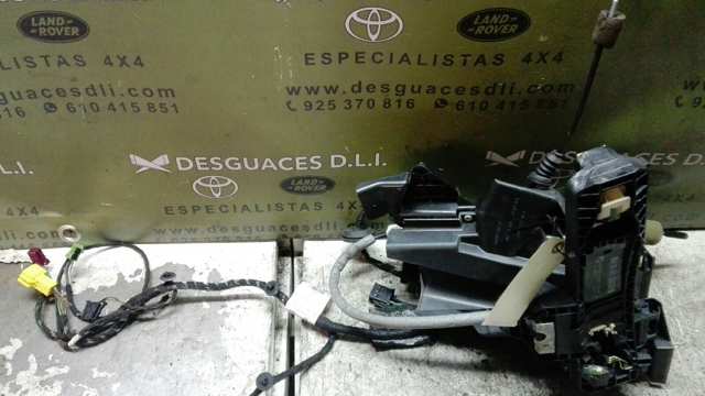 A2047200335 MERCEDES Cerradura de puerta delantera izquierda  disponible Alicante