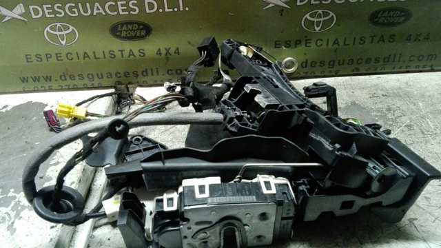 A2047200335 Cerradura de puerta delantera izquierda  comprar en Zaragoza